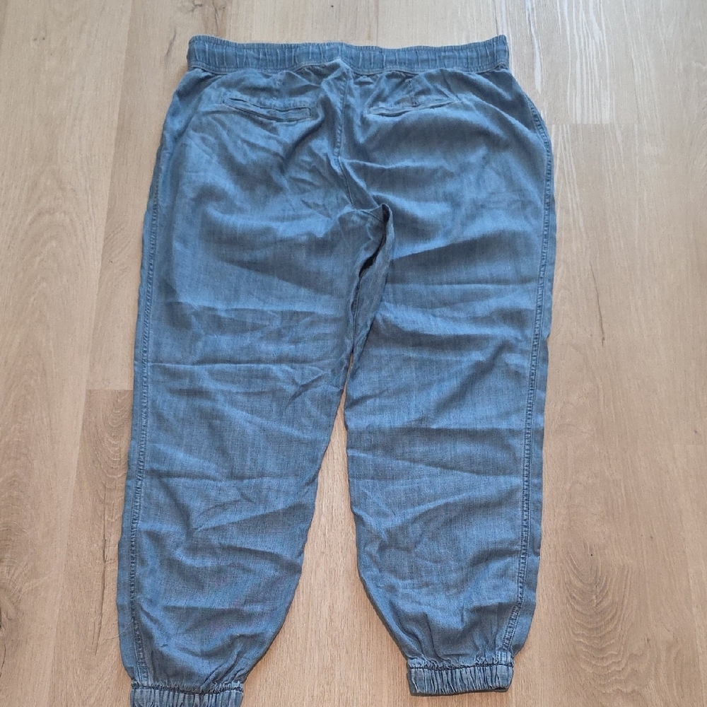 Gap Chambray Utility Joggers - Picture 3 of 8
